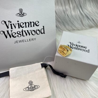 Vivienne Westwood Square Wax Saturn Ring - Image 3