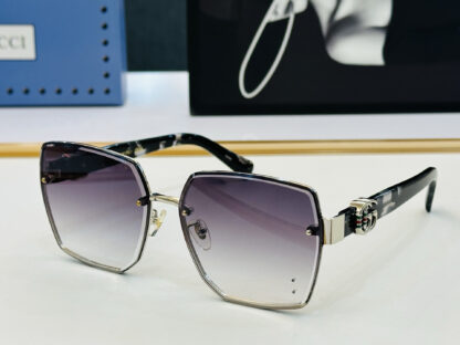 Gucci fashion sunglasses - Image 3