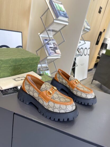 Gucci platform loafers - Image 4