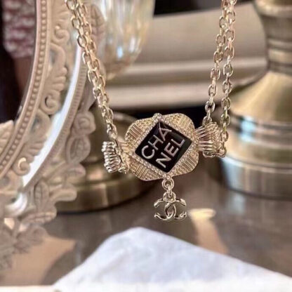 Chanel square drop oil black letter necklace - Image 3