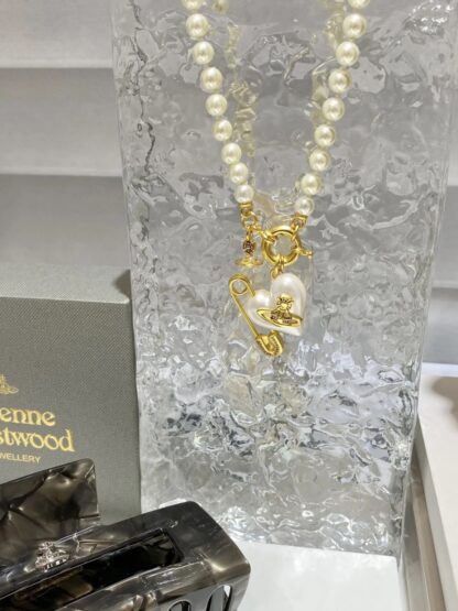 Vivienne Westwood vintage pin peach heart Saturn Queen Mother necklace - Image 3
