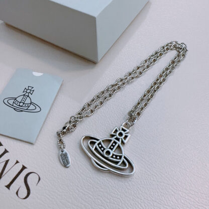 Vivienne Westwood classic large Saturn necklace unisex - Image 3