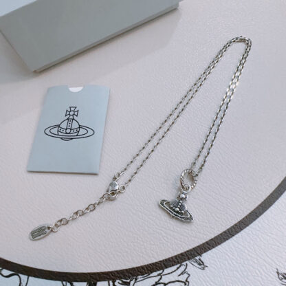 Vivienne Westwood classic large Saturn necklace unisex - Image 3