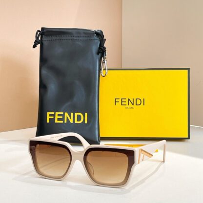 FENDI fashion trend sunglasses - Image 4