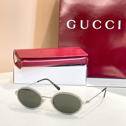 Gucci fashion sunglasses - Image 3