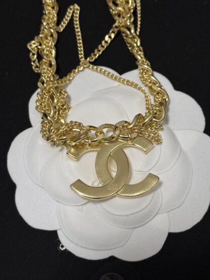 Chanel Gold Chain Necklace - Image 3