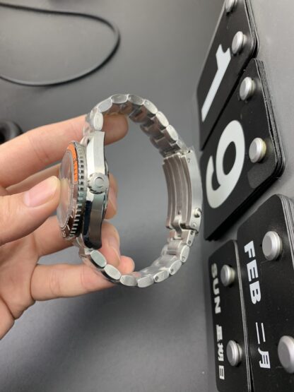 Omega Sapphire Glass - Image 3