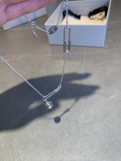 Vivienne Westwood classic shining earth star ring necklace - Image 3