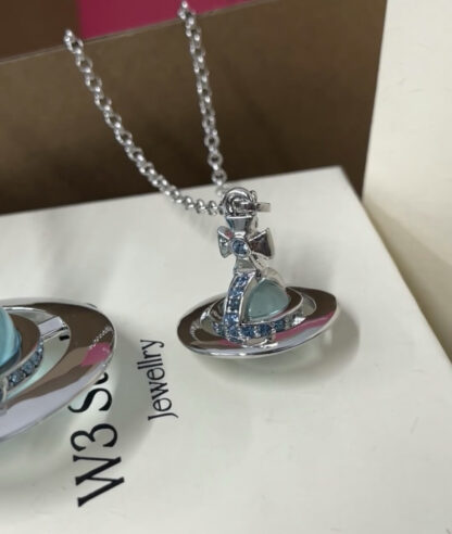 Vivienne Westwood three-dimensional planet necklace - Image 3