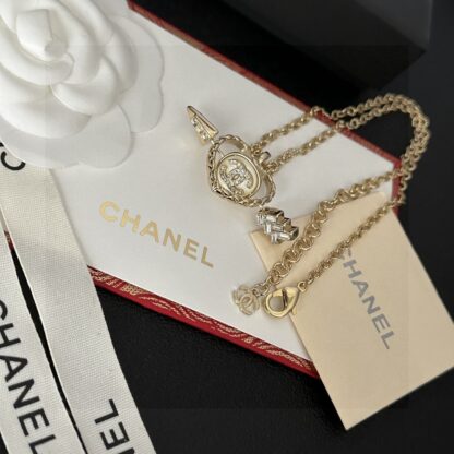 Chanel exquisite pendant vintage necklace - Image 3
