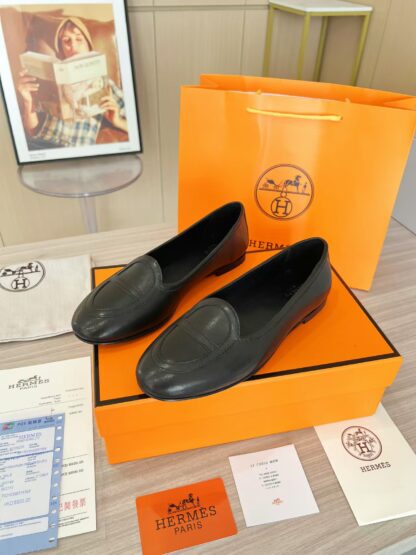 Hermès black spring classic trend pure handmade loafers - Image 2