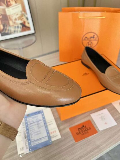 Hermès Apricot Spring Classic Trend Handmade Loafers - Image 3