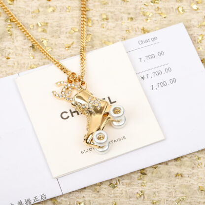 Chanel exquisite shoe necklace - Image 3