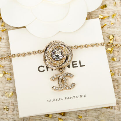 Chanel brushed rotating thread button hanging double c necklace - Image 4