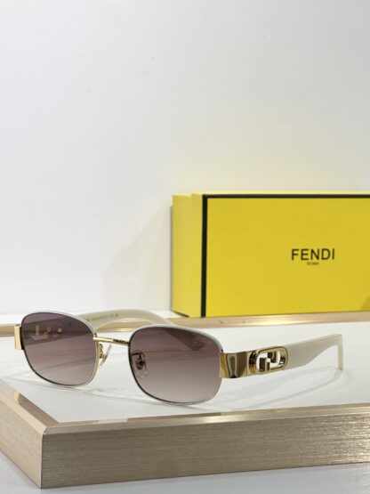 FENDI fashion trend sunglasses - Image 4