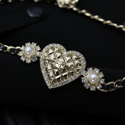 Chanel diamond heart lambskin necklace - Image 2