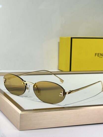 FENDI fashion trend sunglasses - Image 4