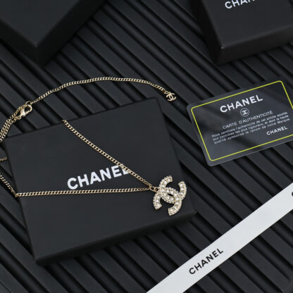 Chanel full diamond letter necklace - Image 4
