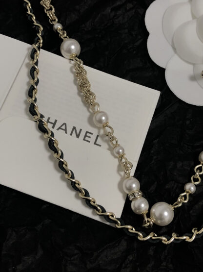 Chanel leather chain pearl bow double clavicle necklace - Image 3