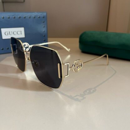Gucci fashion sunglasses - Image 3