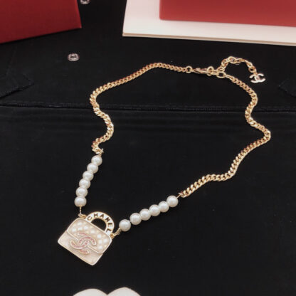 Chanel fashionable bag necklace - Image 3