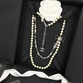 Chanel rhinestone bow pearl double necklace