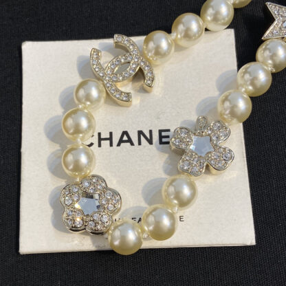 Chanel four-leaf clover star pearl necklace - Image 3