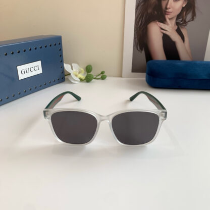 Gucci fashion sunglasses - Image 3