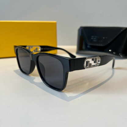 FENDI fashion trend sunglasses - Image 4