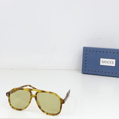 Gucci fashion sunglasses - Image 3