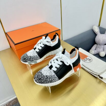 Hermes Spring and Summer Couples White and Black Color Matching Breathable and Durable Sports Casual Shoes - Image 3