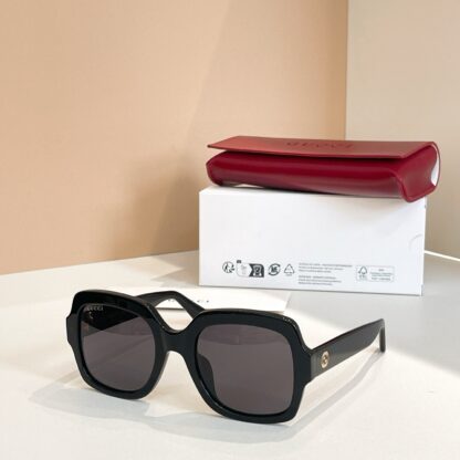 Gucci fashion sunglasses - Image 3