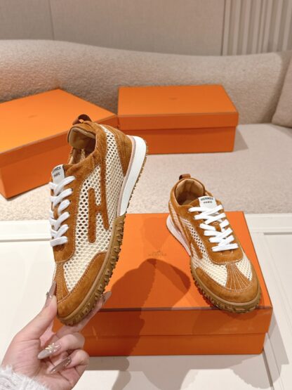 Hermès Beige Goatskin Casual Sneakers - Image 3