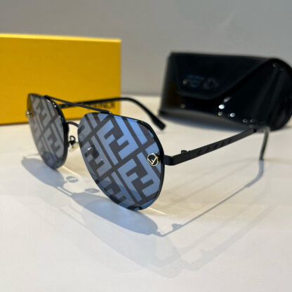 FENDI fashion trend sunglasses - Image 4