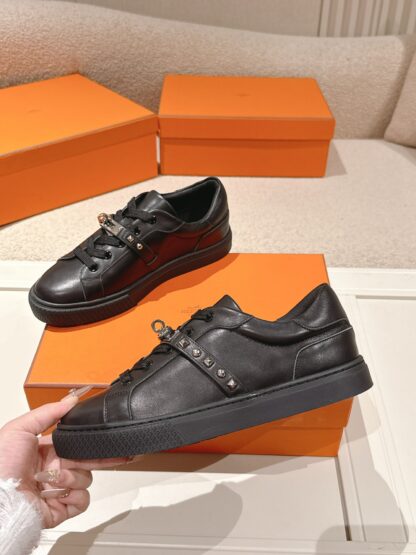 Hermes couple black kelly shoe buckle classic flat casual shoes - Image 4