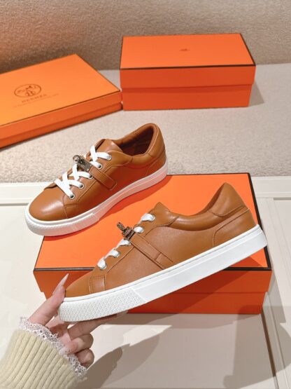 Hermes couple brown kelly shoe buckle classic flat casual shoes - Image 4