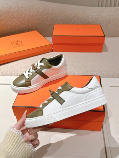 Hermes white green classic couple kelly shoe buckle flat casual shoes - Image 4