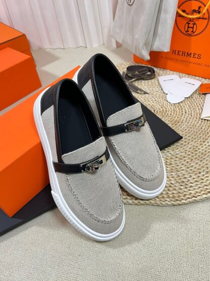 Hermes Kelly shoe buckle gray and black stylish and noble casual loafers - Image 4