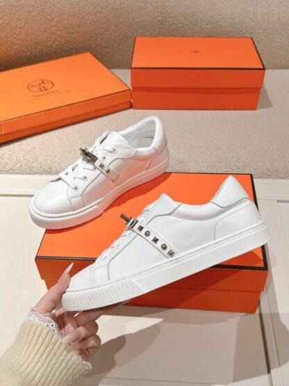 Hermès classic couple white kelly buckle classic versatile casual shoes - Image 3