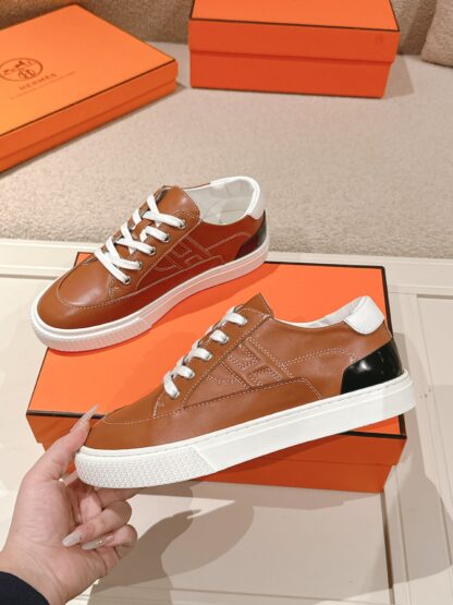 Hermes brown and white couple's stylish casual skateboard shoes - Image 4