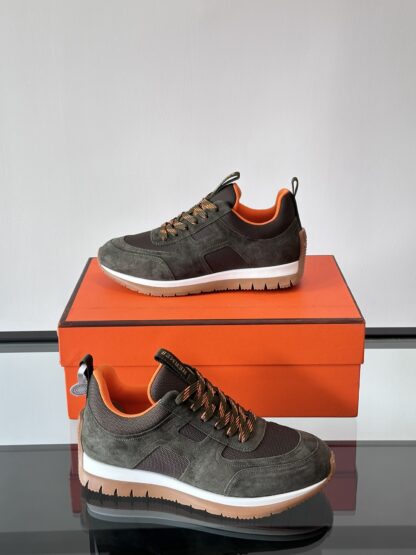 Hermès lightweight and versatile dark green sneakers - Image 4