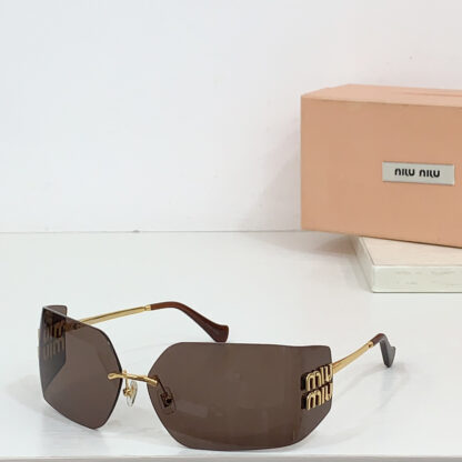 Miu Miu trendy fashion sunglasses - Image 5