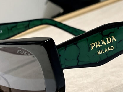 Prada fashion trend sunglasses - Image 4