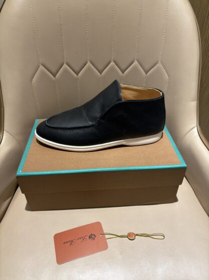 Hermès classic black high-end loafers - Image 4