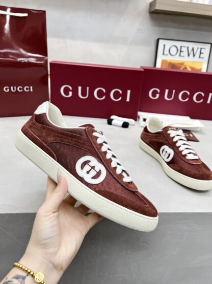 Gucci classic design German training elements catwalk model - Image 5
