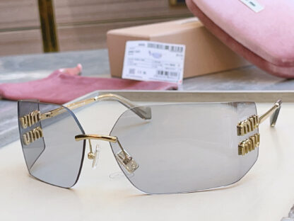 Miu Miu trendy fashion sunglasses - Image 5