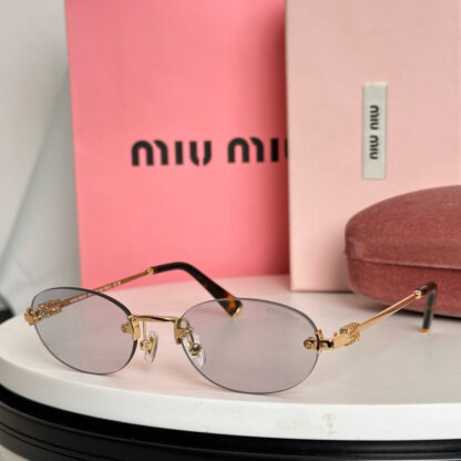 Miu Miu trendy fashion sunglasses - Image 5