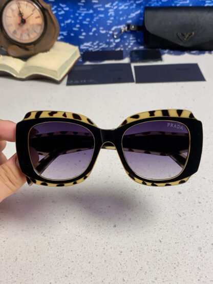 Prada fashion trend sunglasses - Image 5
