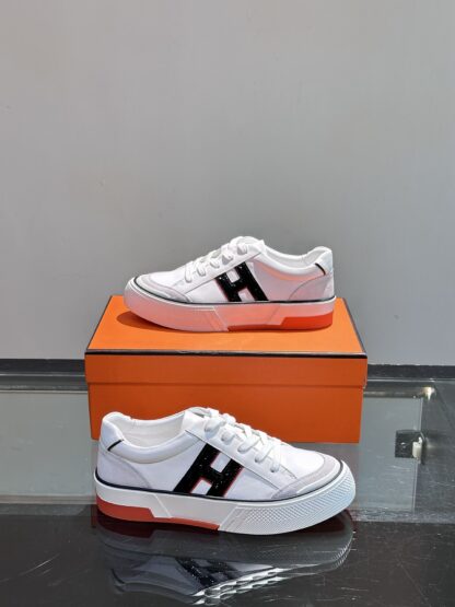 Hermes men's low-top comfortable white and black casual sports shoes - Image 4