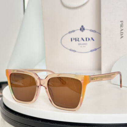 Prada fashion trend sunglasses - Image 4